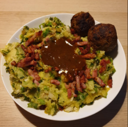 Meatballs with Endive and Potato Puree